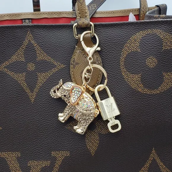 Authentic Louis Vuitton Lock & Key with Unbranded Elephant Charm, Keychain - Picture 10 of 10